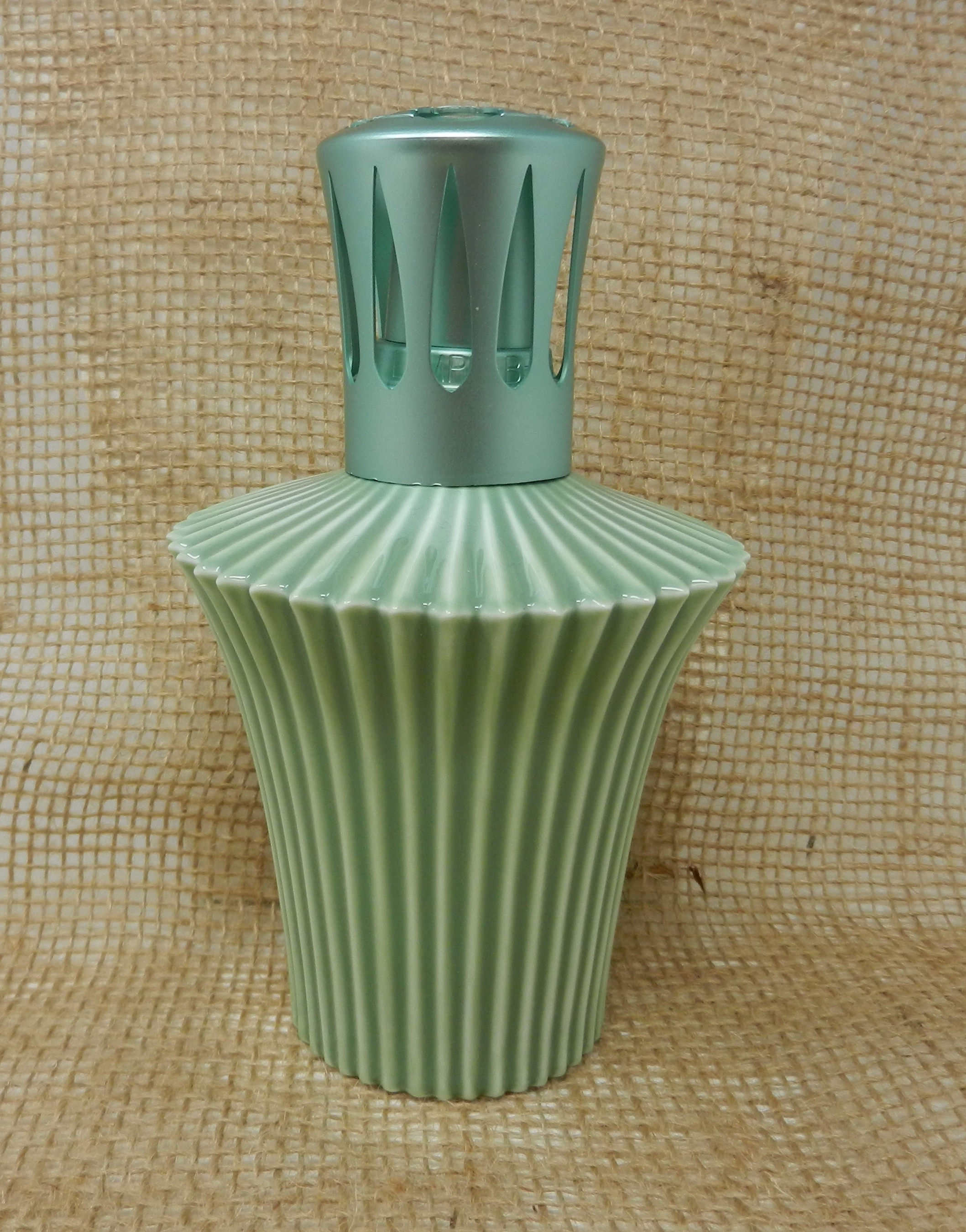 Lampe Berger Retired Design #3702 Green Pleated – Accents on Gifts